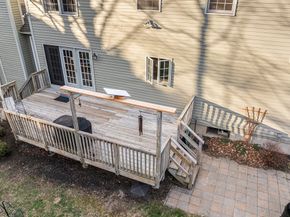 4 Barberry Ln, West Newbury MA 01985