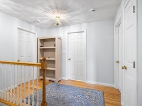 4 Barberry Ln, West Newbury MA 01985