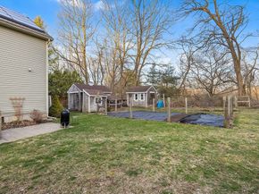 4 Barberry Ln, West Newbury MA 01985