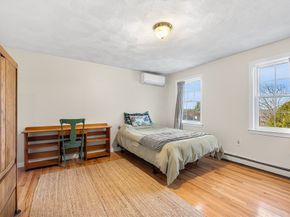 4 Barberry Ln, West Newbury MA 01985