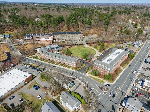 2 Powder Mill Sq 2B, Andover MA 01810