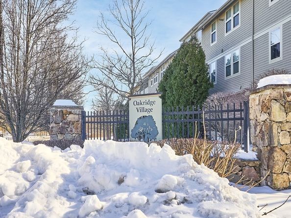 3 Harvest Drive 106, North Andover MA 01845