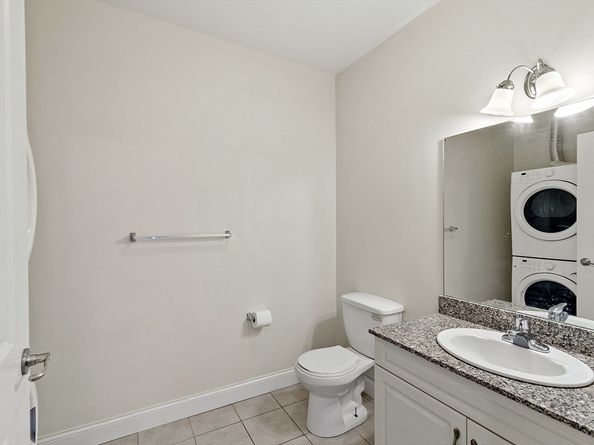 3 Harvest Drive 106, North Andover MA 01845