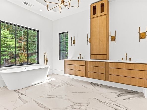 54 Johnson Road, Winchester MA 01890