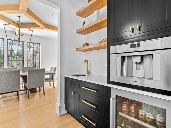 54 Johnson Road, Winchester MA 01890