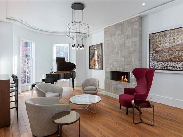 21 Chestnut St, Boston MA 02108