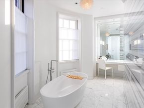 21 Chestnut St, Boston MA 02108
