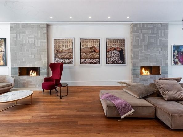 21 Chestnut St, Boston MA 02108