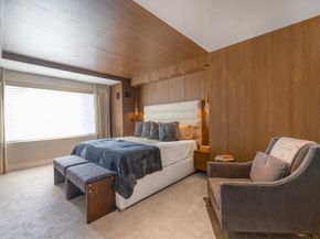 1 Huntington Ave 903, Boston MA 02116