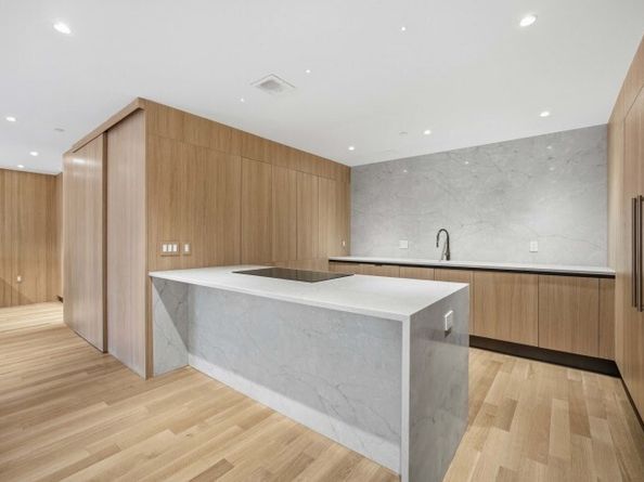 1 Huntington Ave 903, Boston MA 02116