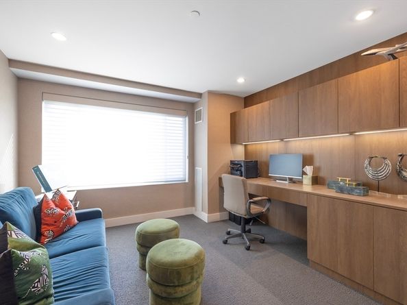 1 Huntington Ave 903, Boston MA 02116
