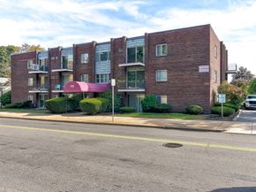 426 Pleasant St 17, Malden MA 02148