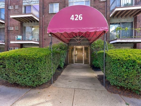 426 Pleasant St 17, Malden MA 02148
