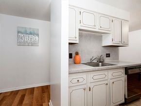 426 Pleasant St 17, Malden MA 02148