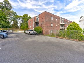 426 Pleasant St 17, Malden MA 02148