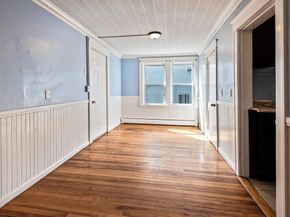42 Upton St, Leicester MA 01611