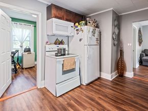 42 Upton St, Leicester MA 01611