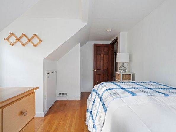 62 Teakettle Ln, Duxbury MA 02332