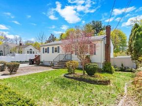 221 Anawan St, Brockton MA 02302
