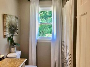 219 Fernwood Dr, Gardner MA 01440