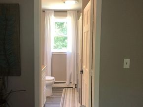 219 Fernwood Dr, Gardner MA 01440