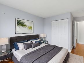 1000 Governors Dr 4, Winthrop MA 02152