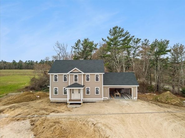 49 Thompson St, Middleboro MA 02346