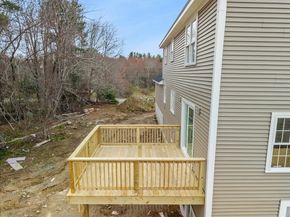 49 Thompson St, Middleboro MA 02346