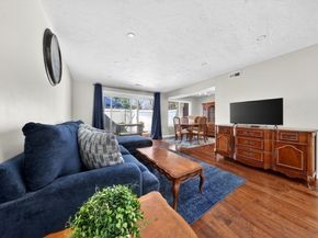 94 Cottonwood Dr 94, Stoughton MA 02072