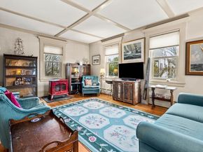 4 Langsford St, Gloucester MA 01930