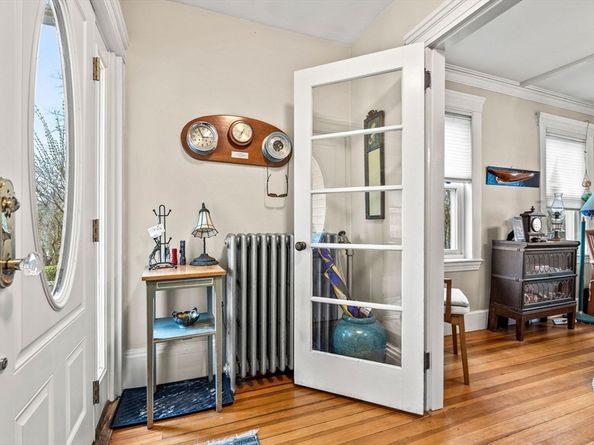 4 Langsford St, Gloucester MA 01930