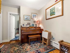 4 Langsford St, Gloucester MA 01930