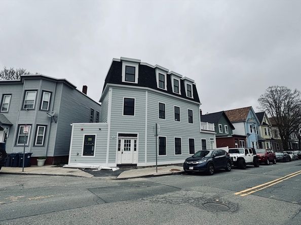 804-806 Saratoga 3, Boston MA 02128