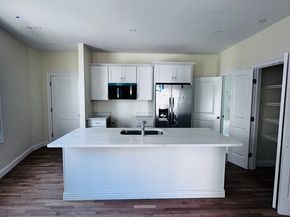 804-806 Saratoga 3, Boston MA 02128