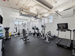 210 South St 32, Boston MA 02111