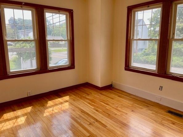259 Massasoit Rd, Worcester MA 01604