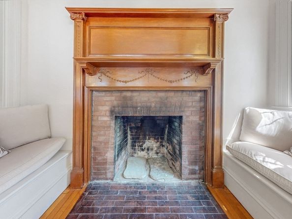 36 Dexter Rd, Newton MA 02460