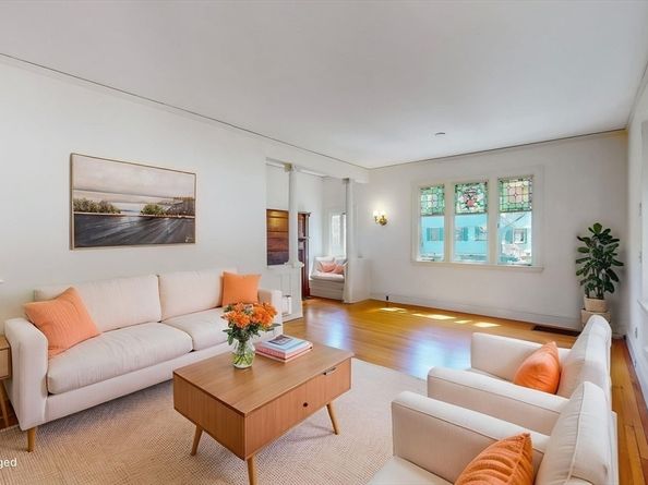 36 Dexter Rd, Newton MA 02460