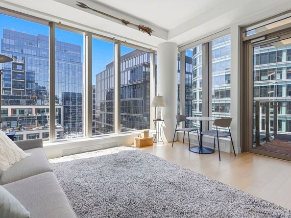 133 Seaport Blvd 1805, Boston MA 02210