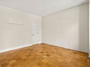 21 Bowdoin 2C, Boston MA 02114
