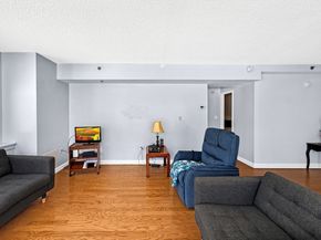 300 Lynn Shore Dr 203, Lynn MA 01902