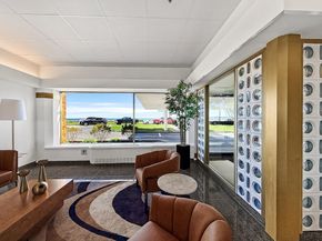 300 Lynn Shore Dr 203, Lynn MA 01902