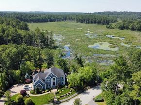 10 Woodbury Ln, Middleton MA 01949