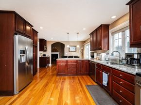 28 Woodlawn Ave, Billerica MA 01821
