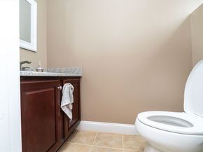 28 Woodlawn Ave, Billerica MA 01821