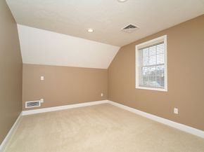 28 Woodlawn Ave, Billerica MA 01821