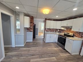618 Mill St, Worcester MA 01602