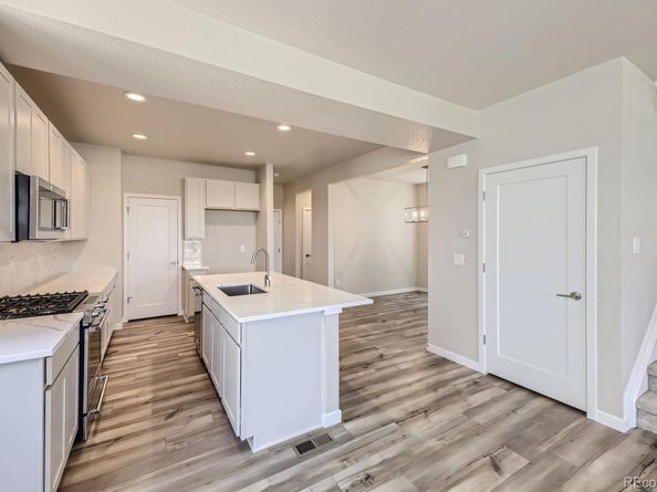 2702 E 103rd Avenue, Thornton CO 80229