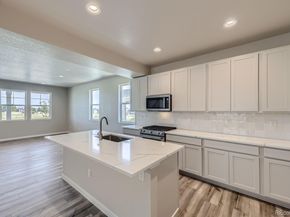 2702 E 103rd Avenue, Thornton CO 80229