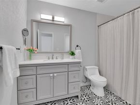 1818 S Quebec Way 46, Denver CO 80231